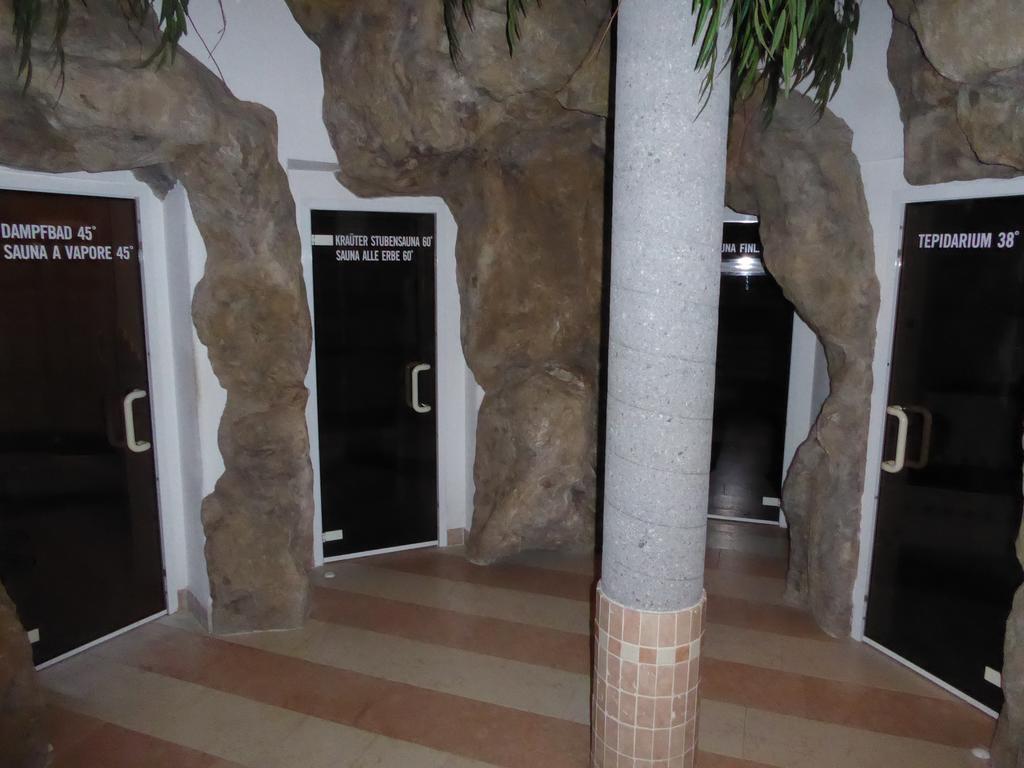 Sporthotel Rasen Rasùn di Sotto Esterno foto