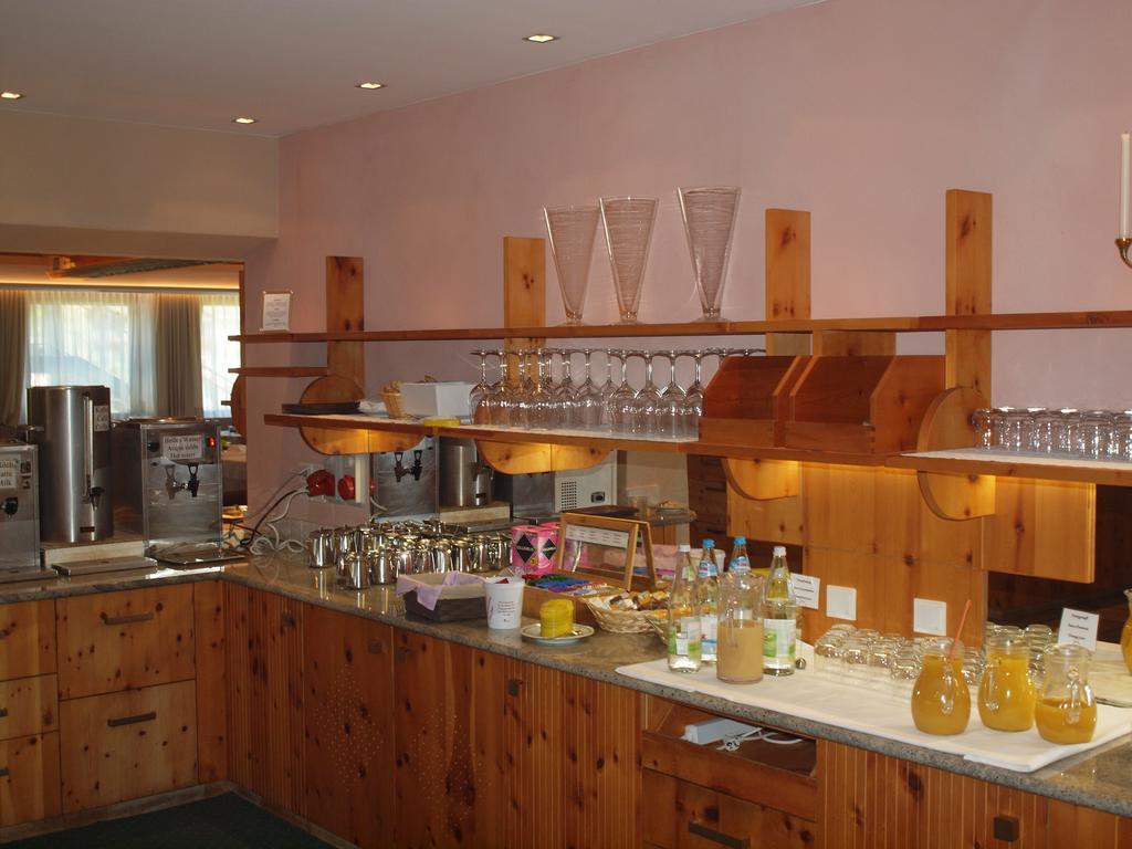 Sporthotel Rasen Rasùn di Sotto Esterno foto
