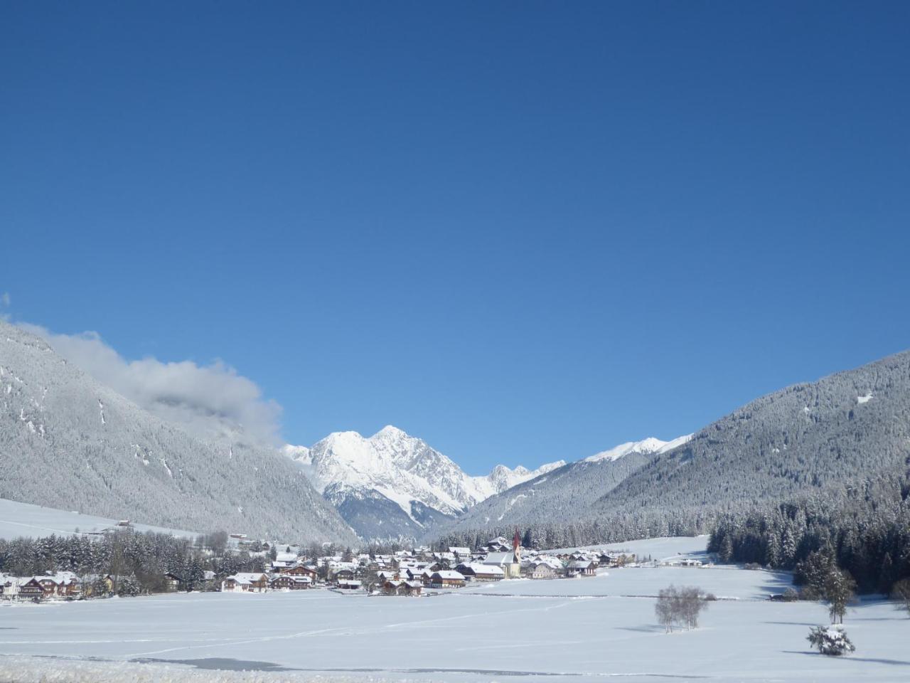 Sporthotel Rasen Rasùn di Sotto Esterno foto