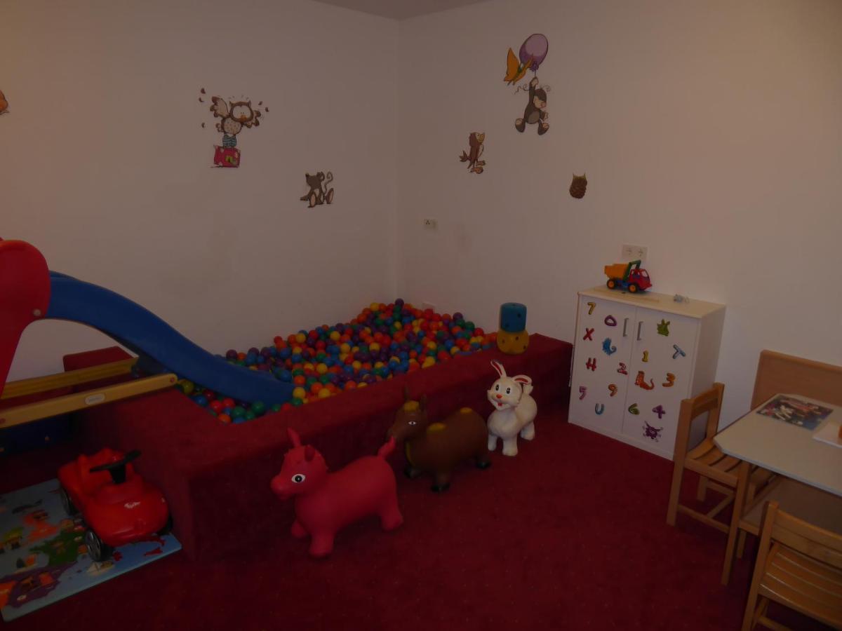Sporthotel Rasen Rasùn di Sotto Esterno foto